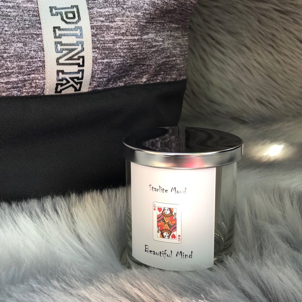 StarLite Mood Queen Of Hearts Candle